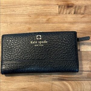 Kate Spade Textured Black Wallet